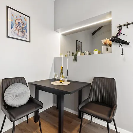 公寓 Bright Lofts Near Center Harbour