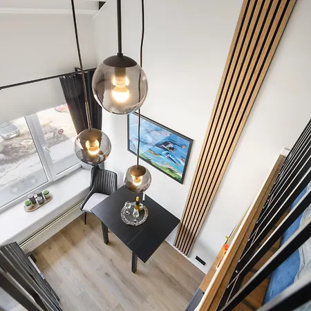 Bright Lofts Near Center Harbour *