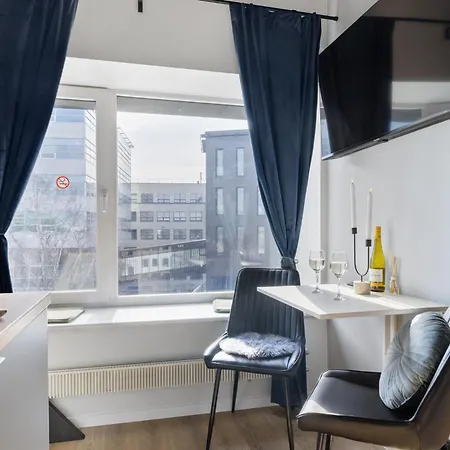 Bright Lofts Near Center Harbour تالين