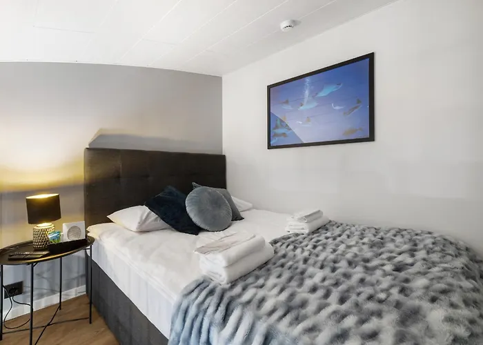 Bright Lofts Near Center Harbour Daire *