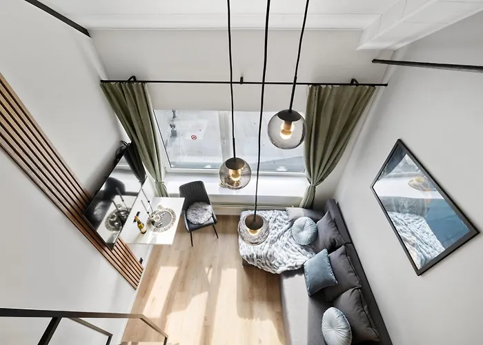 Bright Lofts Near Center Harbour Daire *