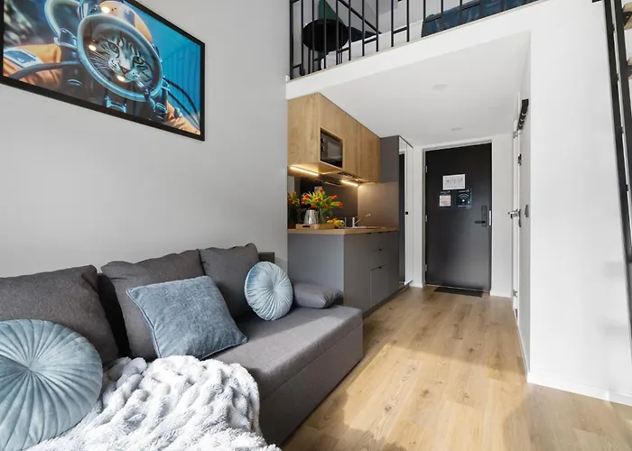 アパート Bright Lofts Near Center Harbour タリン