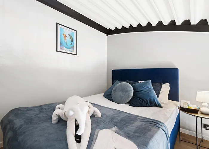 Bright Lofts Near Center Harbour Daire *