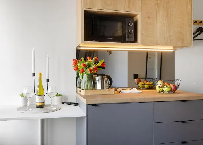 Bright Lofts Near Center Harbour Daire *