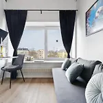 Bright Lofts Near Center Harbour