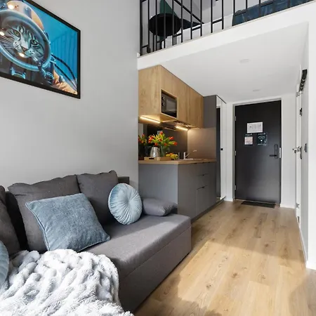 Апартаменти Bright Lofts Near Center Harbour Таллінн