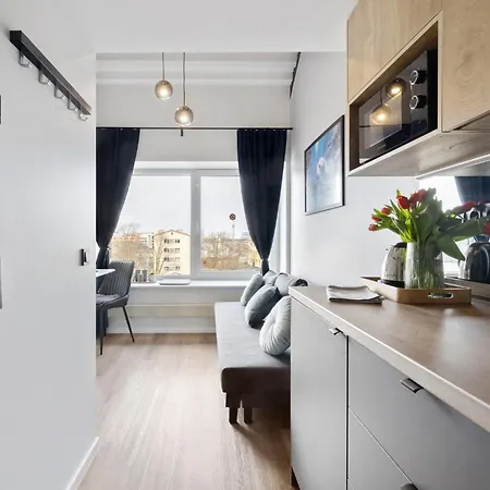 Апартаменти Bright Lofts Near Center Harbour *