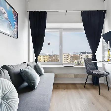 Апартаменти Bright Lofts Near Center Harbour