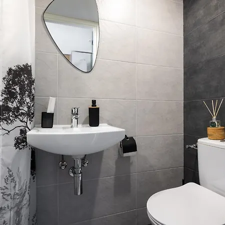 Apartment Bright Lofts Near Center Harbour Tallinn