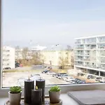 Bright Lofts Near Center Harbour Apartment